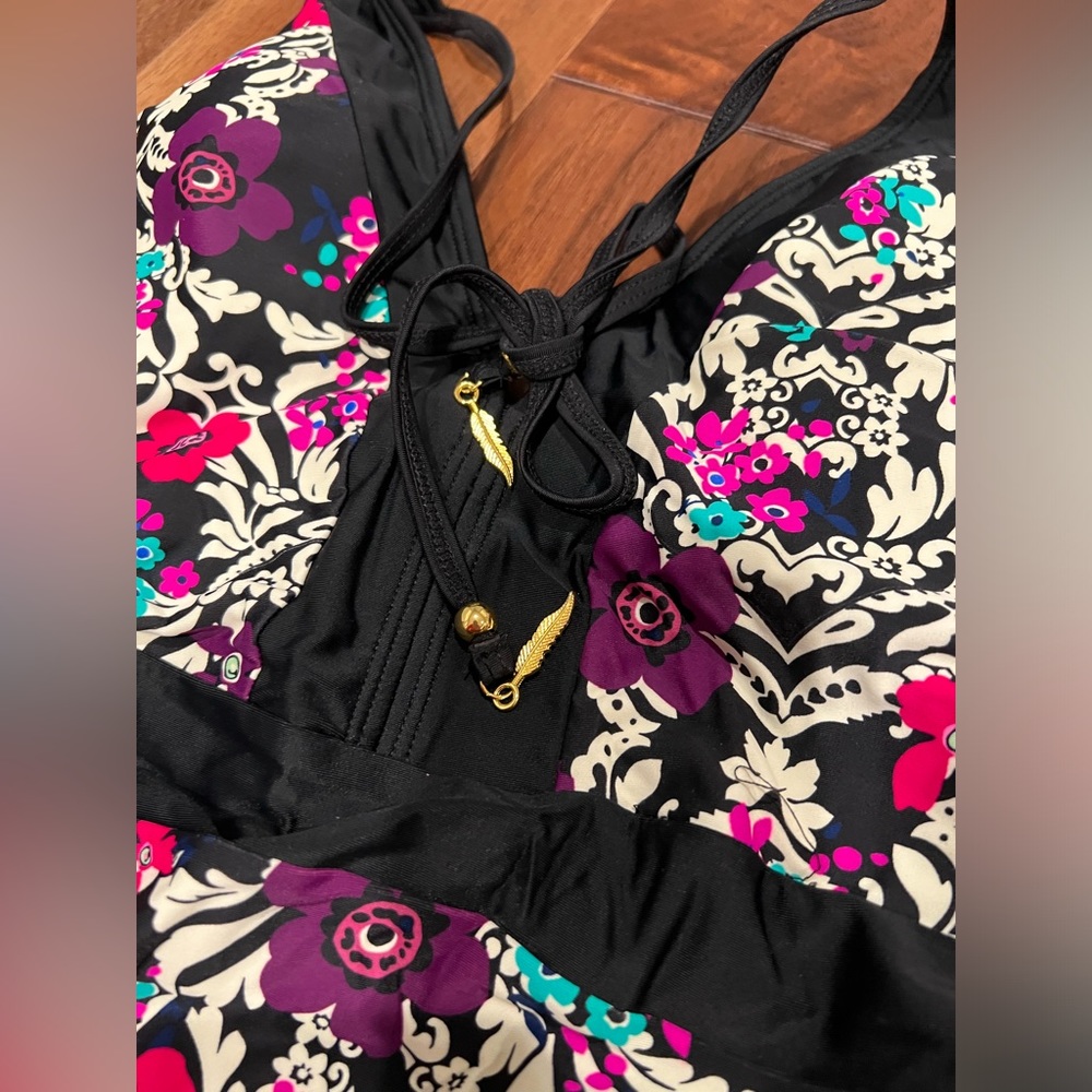 Jessica Simpson Black and Pink Floral One Piece Swimsuit - Picture 4 of 7